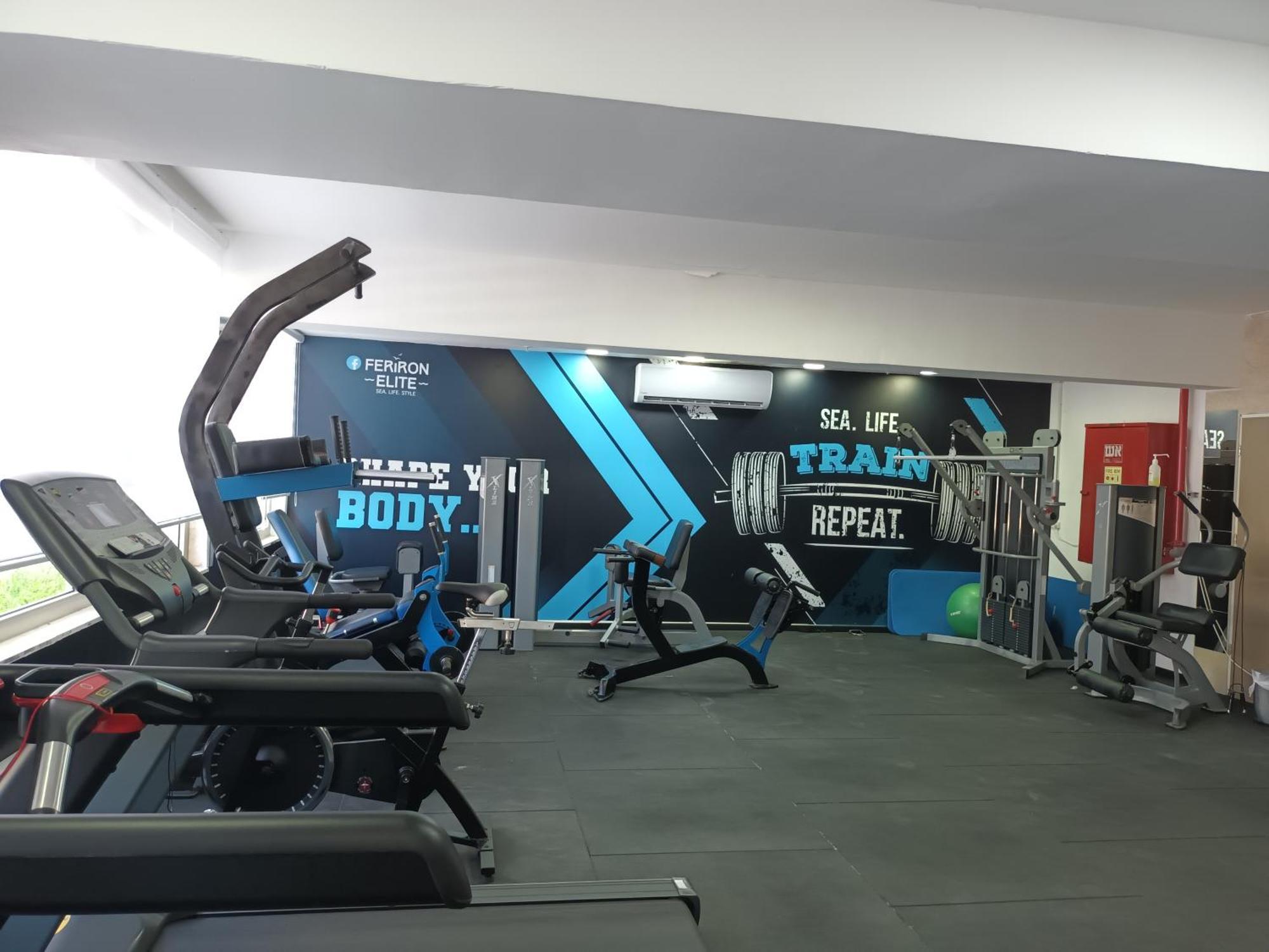 Beach Suite Israel- Best View, Gym, Massage Chair, Low Fee For Off-Site Indoor Pool Spa ביץ סוייט ישראל- נוף ים מאלף, כיסא מסאז, חדר כושר, אפשרות לבריכה מקורה, וספא בתשלום ממש מוזל Asjkelon Buitenkant foto